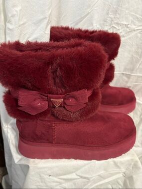 Guess Burgundy Faux-Fur Bow Platform Winter Boots